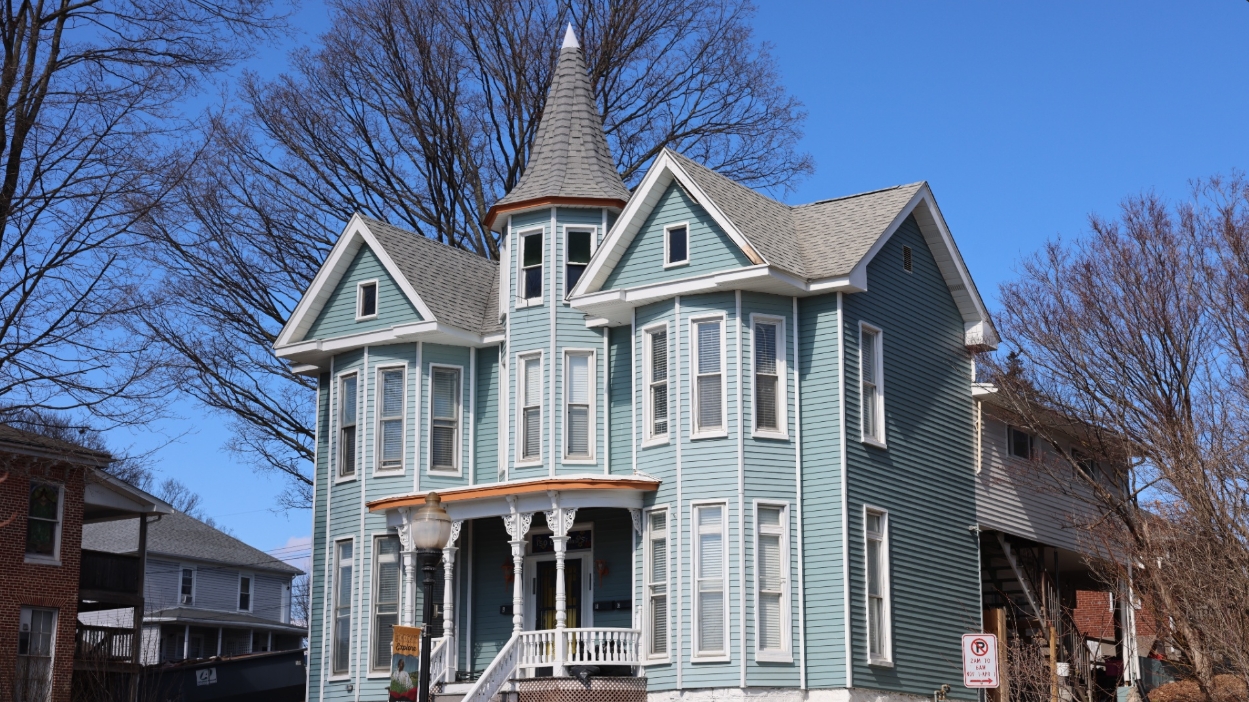 214 e main frostburg